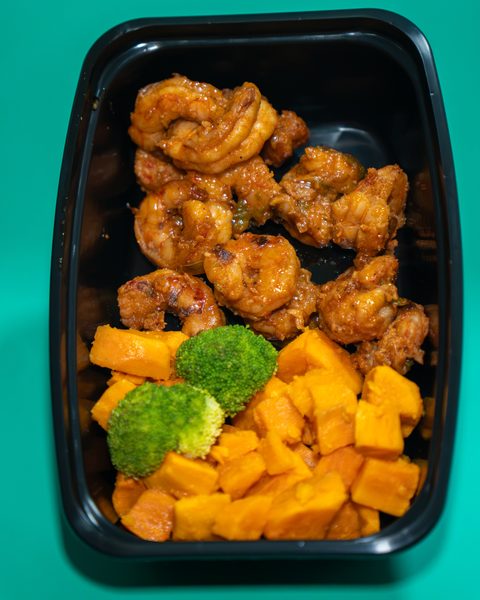 Bandeja de camarones de D.D Fit Meals