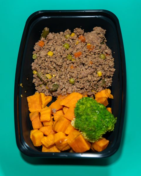 Bandeja de picadillo de res de D.D Fit Meals